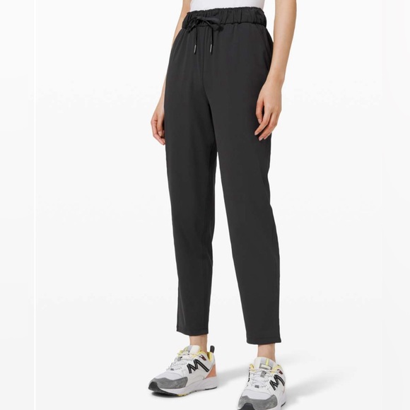 Lululemon Keep Moving Pant- Black - Picture 3 of 10